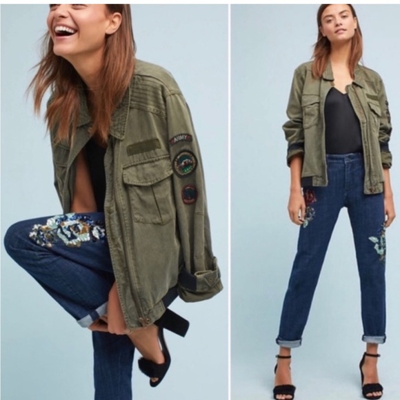 Anthropologie- Pilcro- Slim Boyfriend, Engineered Floral Sequin Detail, Size 31 - Picture 2 of 15